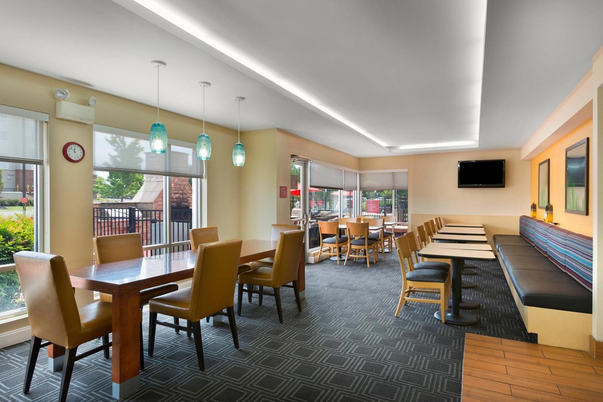 Towneplace Suites By Marriott Рок Хил Екстериор снимка